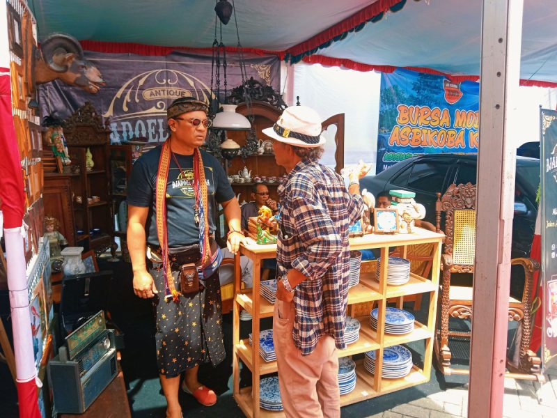 Dalam Expo Pariwisata Dan Ekonomi Kreatif Nusantra Telah Hadir Batu Vintage Comunity Kota Batu