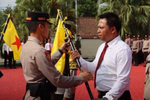 Kapolres Batu Intens Berikan Reward Kepada Anggota Yang Berprestasi