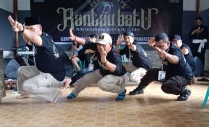 Anniversary PSHT Rantau Ke-5 Kota Batu Gelar Donor Darah Dan Santunan Anak Yatim