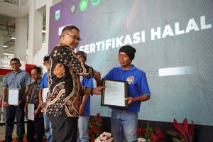 1001 Pedagang Bakal Kantongi Sertifikasi Halal Tahun 2024