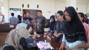 Hari Ke Empat Operasi Pasar di Balai Desa Sumberjo Kota Batu