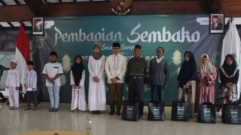 Pemerintah Kota Batu Melalui DINSOS Salurkan Bantuan Sembako Jelang Ramadhan 1445 H