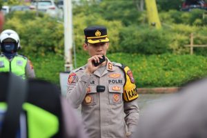 Kapolres Batu Uji Coba One Way Pastikan Kenyamanan Pengguna Jalan