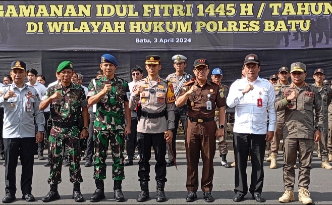 Polres Batu Gelar Apel Pasukan Operasi Ketupat 2 Semeru 2024