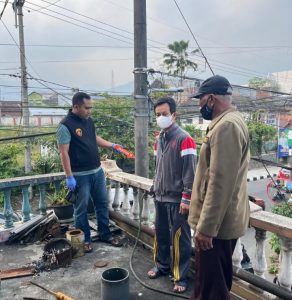 Inafis Polres Batu Evakuasi Jenazah Jl. Semeru Kota Batu