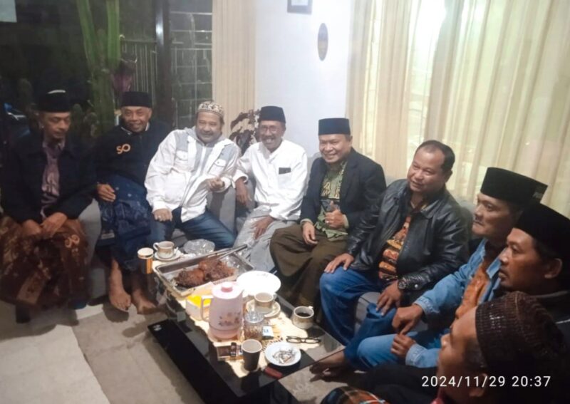 Tasyakuran Kemenangan Cak Nur- Heli Partisipan Desa Sidomulyo Kota Batu
