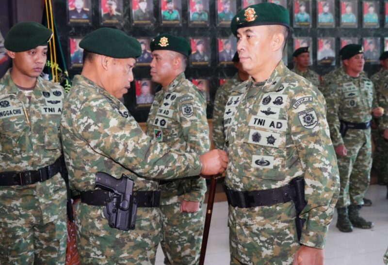 Pangdivif 2 Kostrad Pimpin Sertijab Kepala Staf Divif 2 Kostrad