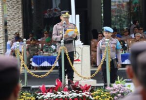 Kapolres Batu Gelar Apel Keselamatan Semeru 2025