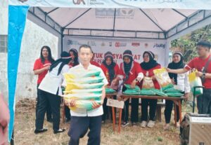 Polres Batu Gelar Gerakan Pangan Murah Warga Antusias Beli Beras Rp12.000/kg