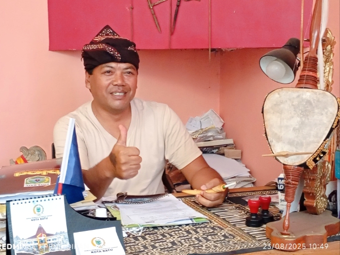 Anggota DPRD Kota Batu Komisi B, Sujono Djunet