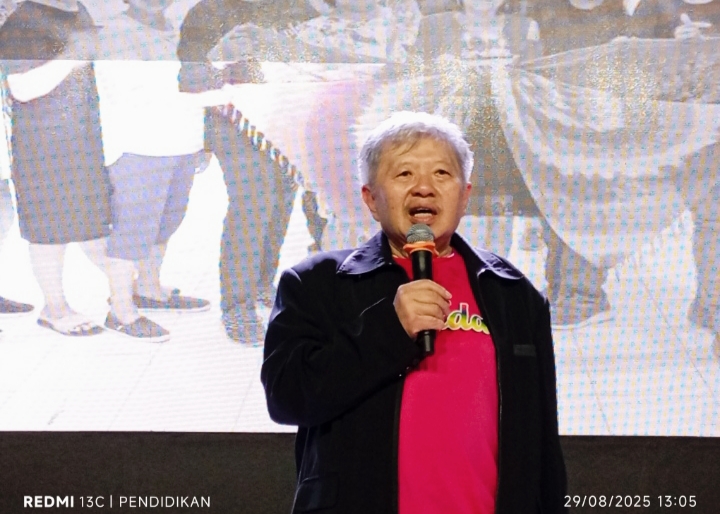 Owner IKELDA saat memberikan sambutanya diacara Jaming Line Dance