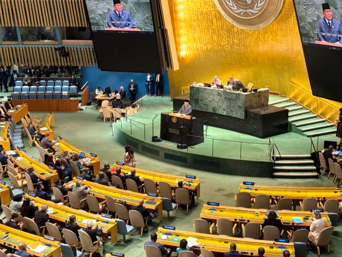 Presiden RI Prabowo Subianto menyampaikan pidato pada Konferensi Tingkat Tinggi untuk Palestina di Gedung Majelis Umum PBB, New York.