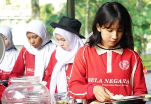 Makan Pagi Perekat Kebersamaan di Bela Negara Mahasiswa UM