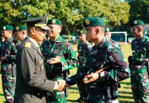1.549 Prajurit Divif 2 Kostrad Naik Pangkat Wujud Penghargaan atas Dedikasi