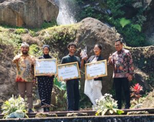 Fashion on The River #3 Sukses Digelar, Promosikan Batik Kota Batu ke Kancah Nasional