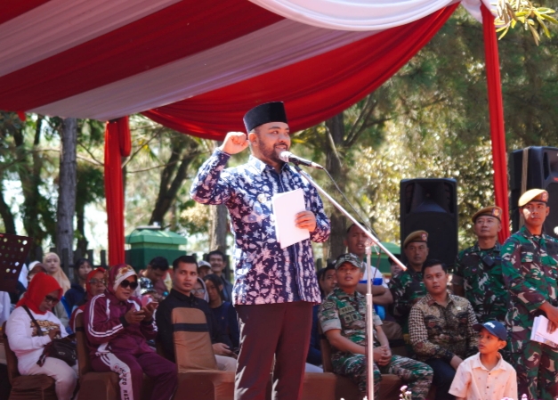 Wakil Wali Kota Batu, ketika pidato dalam acara festival Cabepuya