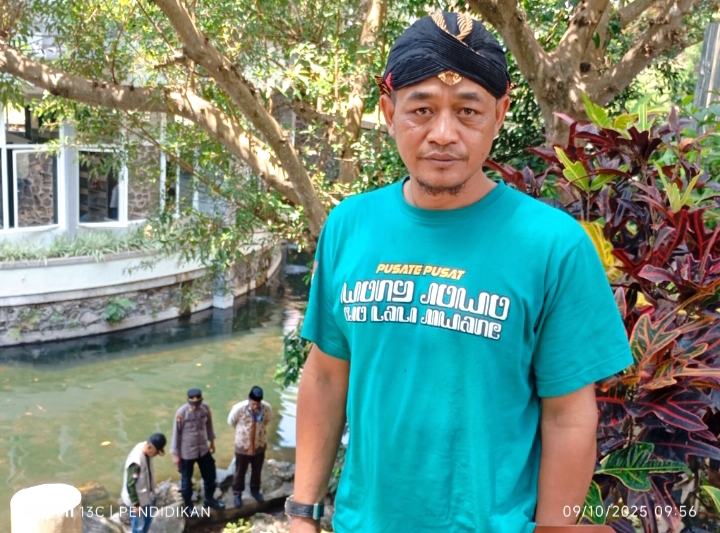 Ketua Umum Perkumpulan Pemerhati Budaya Nusantara ketika di lokasi