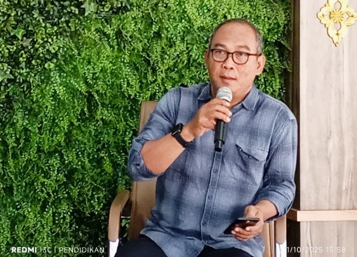 Kepala Kesbangpol Kota Batu ketika memberikan pemaparanya