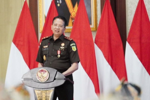 Kajati Jatim ketika memberikan sambutanya