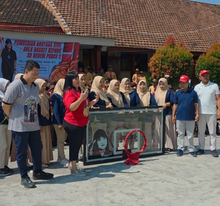 Kolaborasi Perbasi Jatim, Kabupaten, dan Kota Kediri dalam program bantuan ring basket dan infrastruktur di Jawa Timur