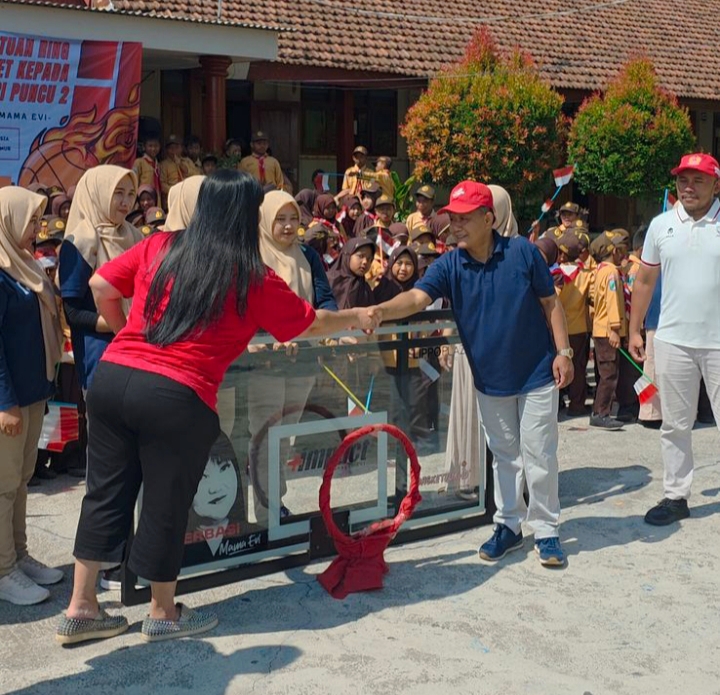 Lereng Gunung Kelud Kini Punya Ring Basket, Grace Evi Irawati Wadah Cegah Kenakalan Remaja