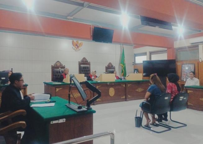 Jaksa Penuntut Umum (JPU) dalam persidangan ini menghadirkan dua orang saksi