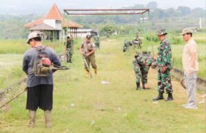 Sambut HUT ke-79, Arhanud Gelar Karya Bakti di Wisata Lumbung Padi Kota Batu