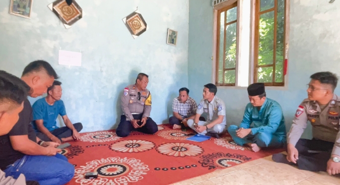 Kasatlantas Polres Natuna bertandang ke kediaman korban
