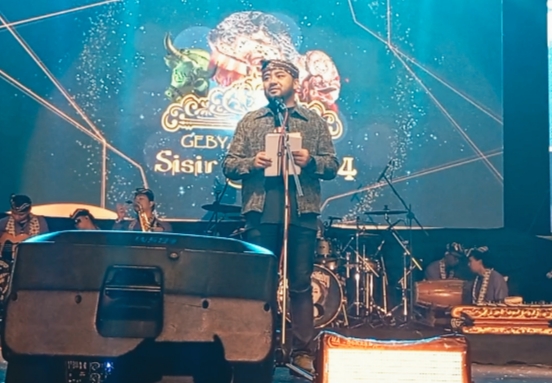 Wajib wali kota Batu ketika memberikan sambutanya