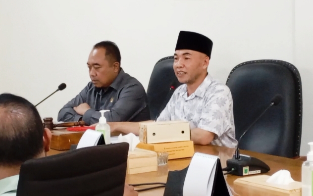 Wakil Ketua DPRD bersama Ketua Komisi A DPRD Kota Batu