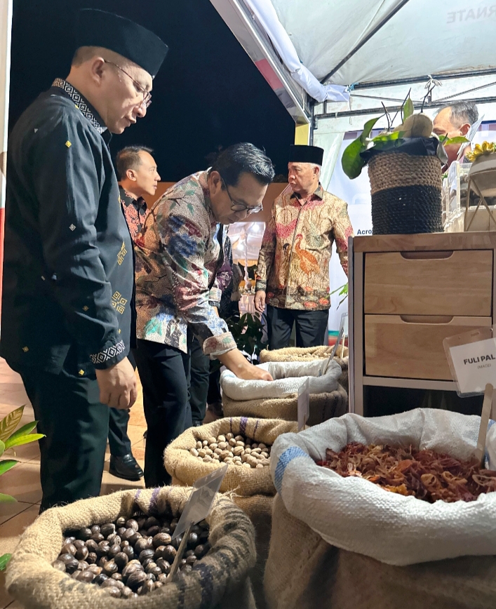 Sesi business matching atau temu bisnis antara pelaku usaha Kota Batu dan Kota Ternate membahas peluang distribusi produk.