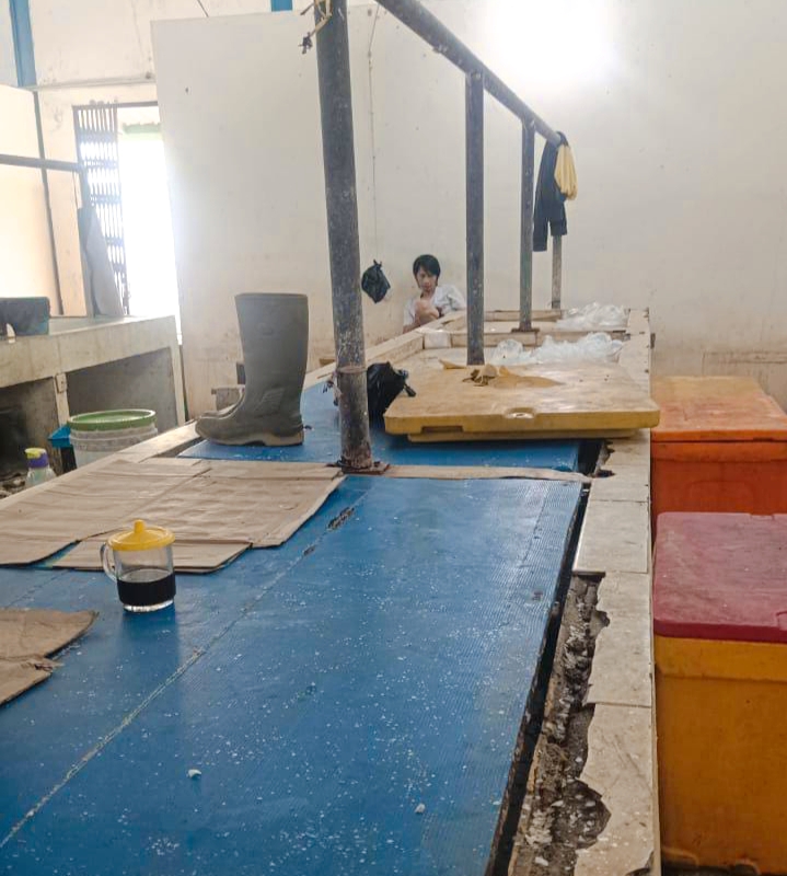 Kondisi Tempat yang rusak di pasar ranai