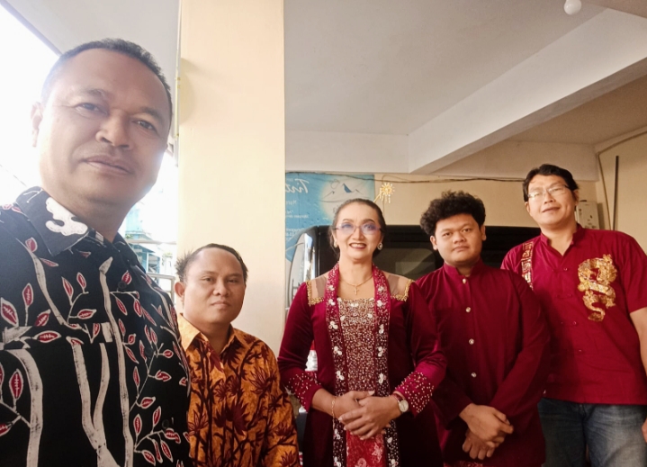 Pembina Shindi Kota Batu, Thomas Maydo ketika bersama Disabilitas