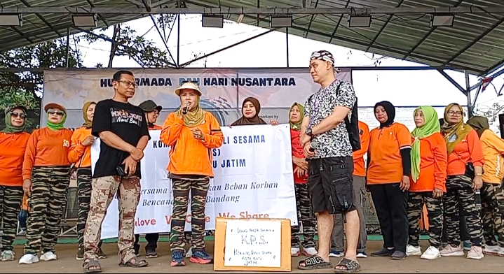Ketua Komunitas Peduli Sesama ( KPS ) Kota Batu Jatim ketika dilokasi
