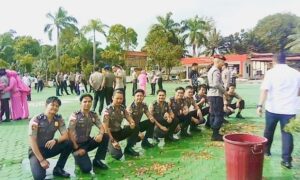 Dengan Prosesi Air Bunga, 54 Personel Polres Natuna Resmi Naik Pangkat