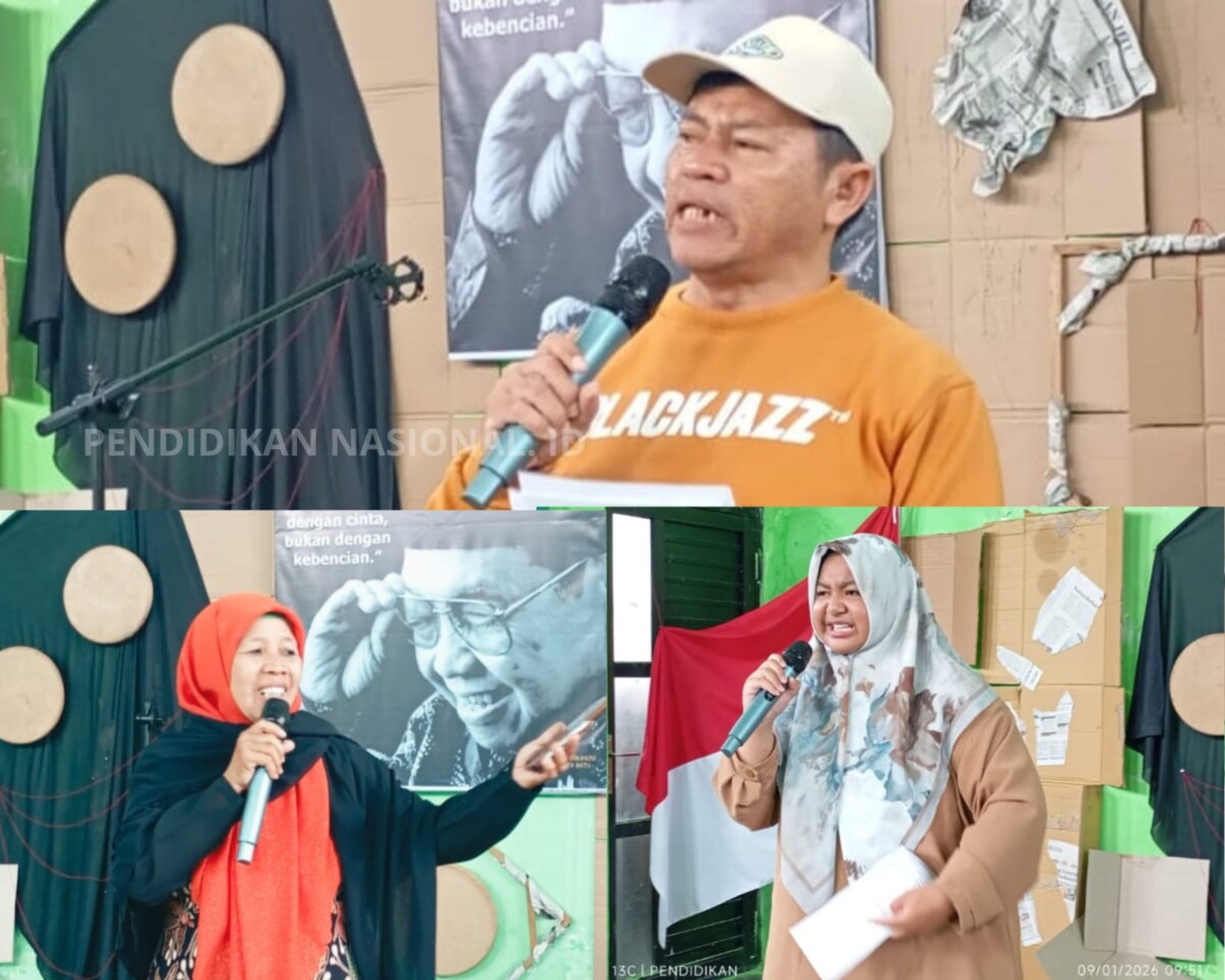 Naseh, Husmiati, Ocha ketika membawakan puisi puisinya