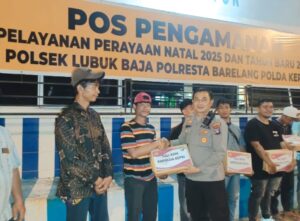 Kapolda Kepri Salurkan Tali Asih di Pos Pam Nagoya Hill Batam, Jaga Kamtibmas Nataru