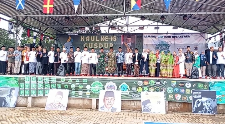 Ketika Wali Kota Batu bersama Forkopimda serta seluruh jamaah dan ormas