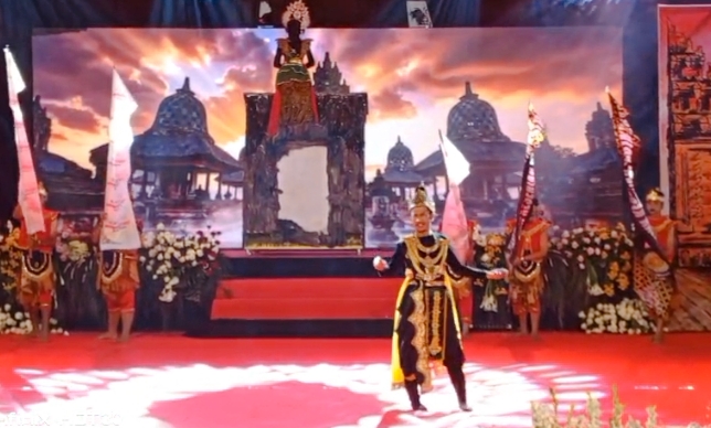 Penampilan dengan mengusung tema
