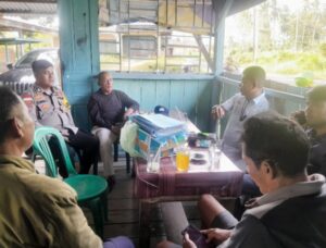 Kepala Desa Sedanau Timur Ambil Alih 130 Sertipikat Tanah Warga dari Pihak Swasta – IWOI Natuna Beri Apresiasi
