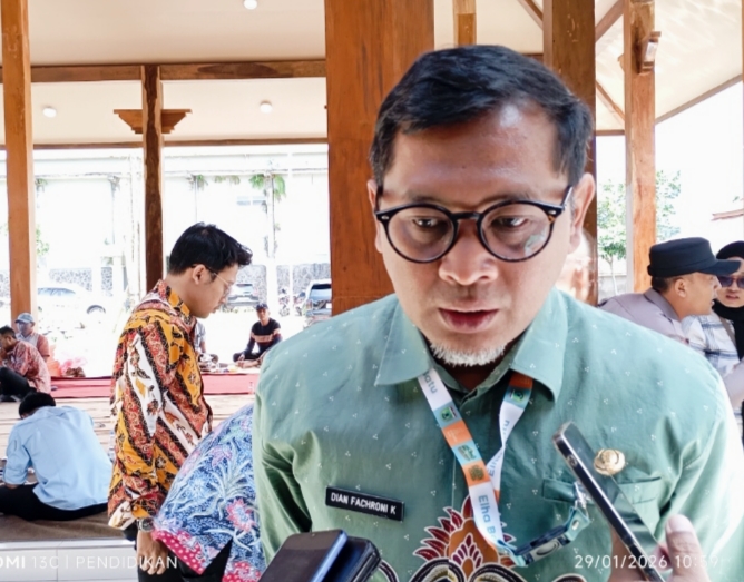 Kadis DLH Kota Batu, ketika berikan ungkapanya ke awak media