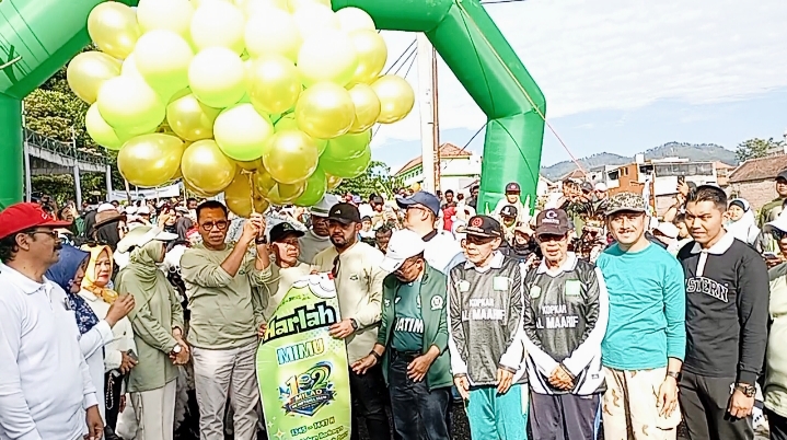 Jalan Sehat 2000 Orang Bersama Pemerintah Kota Batu Warnai Harlah ke-102 MIMU Batu