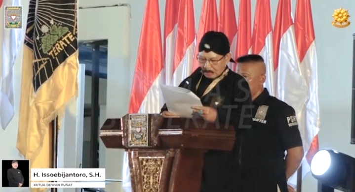 Ketua Dewan PSHT Pusat Madiun ketika sambutan dalam acara PARLUH 2026