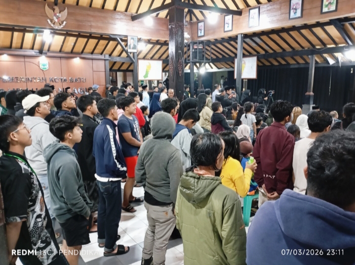 Tampak antusias masyarakat sekitar Kota Batu melihat Patrol Fest di Kelurahan Ngaglik. 