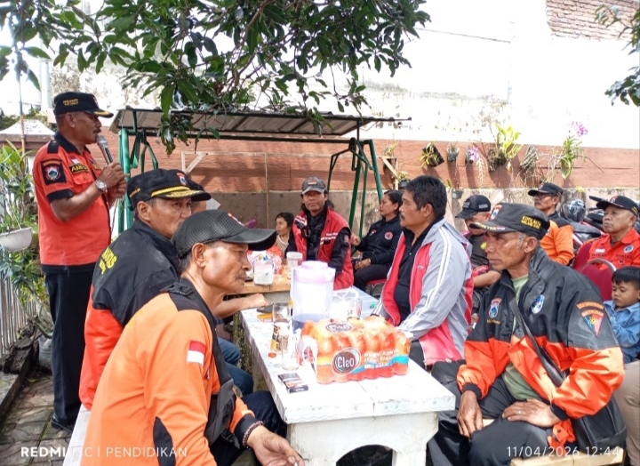 Anggota saling berinteraksi, saling memberikan masukan masukanya demi untuk kebaikan kedepan Brantas.