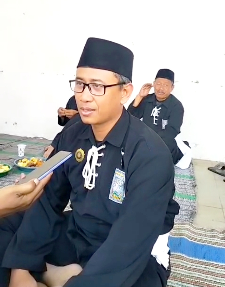 KangMas Dandang Christianto Ketua Cabang Malang Kota ketika memberikan penjelasanya. 