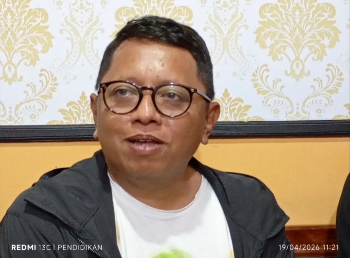 Ketua DPC PDI Perjuangan Kota Batu, ketika memberikan pemaparanya. 