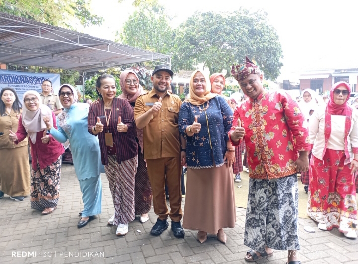 Ketua Sanduk Bocil, Agus Mardianto ketika bersama Ketua Sanduk Kota Batu, Plt. Wali Kota Batu . 