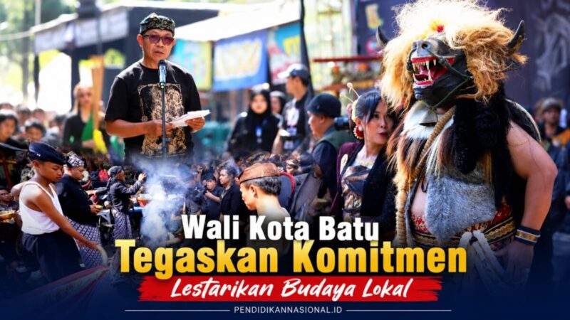 Wali Kota Batu Tegaskan Komitmen Lestarikan Budaya Lokal di Kirab Banteng 1 Suro