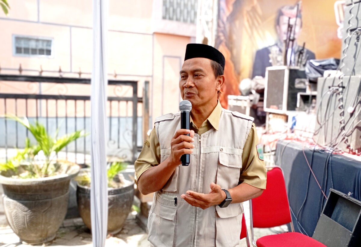 Plt Kepala Desa Torongrejo, ketika memberikan sambutanya.